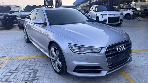 صورة 5 لـ 2016 AUDI S6