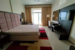 Furnished | Vacant | Mid Floor