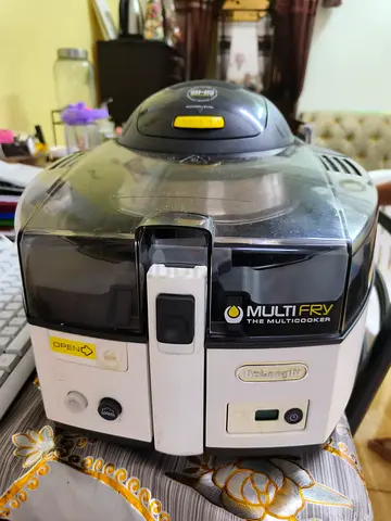 Used DeLonghi MultiFry Multifunction Air Fryer / Multicooker - Good Working Condition