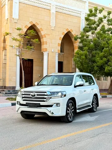 2018 Toyota LAND CRUISER — фото 13