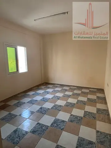 استوديو مع بلكون 14 الف سنوياا باركن فري موقع حيوي ممتاز
