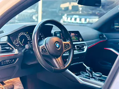 BMW 3 Series 330i, миниатюра 5