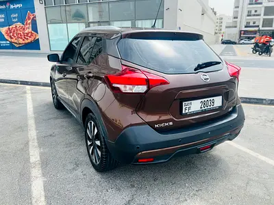 2017 Nissan KICKS — фото 2