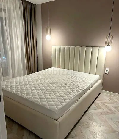 BRAND NEW QUEEN SIZE FAIBRC WOOD BED INCLUDING MATTRESS 150X190 CM