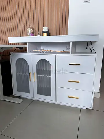 Modern White coffee bar table with Fluted Glass Doors and Gold Handles, change color and charging