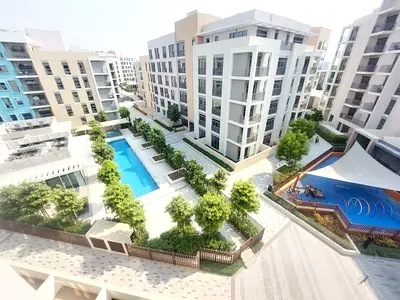Students Offer ● Pool View ● Fully Furnished Studio