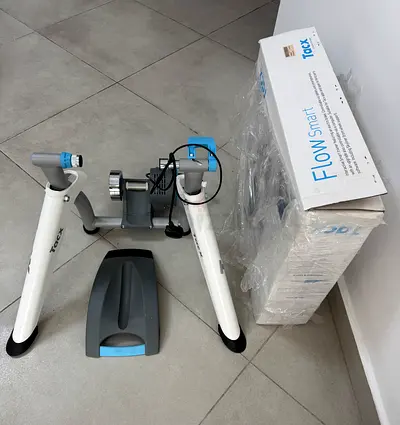 Tacx Flow Smart Indoor Trainer For Sale