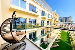 Chic | Fully Furnished | Well Maintained | Vacant