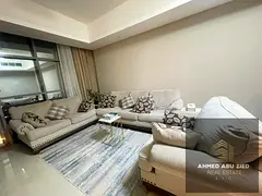 Beautiful furnished 1BR, master bedroom, 2 baths, balcony, laundry room, central gas, gym, pool, gar