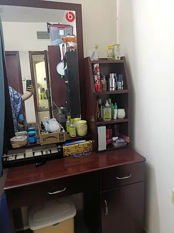 Dresser Table