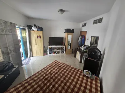 Karama near burjuman metro furnished room with balcony available for Indian family
