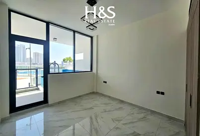 Private Pool | Spacious 1 BHK | Bright living