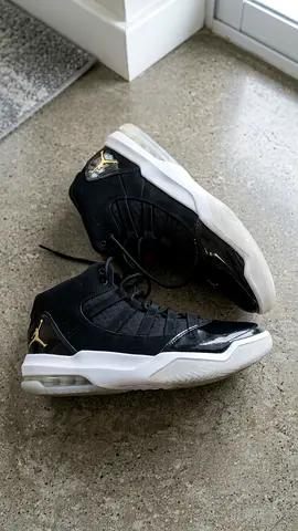 Jordan Max Aura
