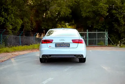 2016 AUDI S6 照片 7
