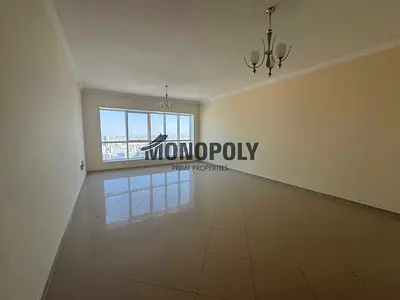 جدار قزاز وبلكونة بـ إطلالة مفتوحة | غرف ومطبخ واسع | 30 يوم مجاناً | تكييف مجاني ومسبح وجيم