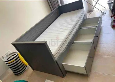 Ikea hamnes day bed with matters 3 storage