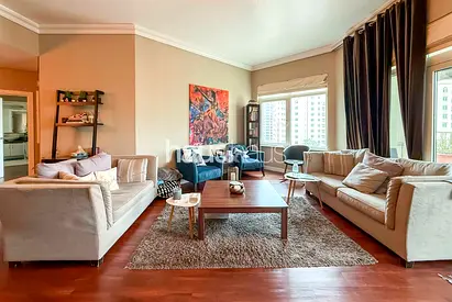 C Type | High floor & sea views | Next to Mall
