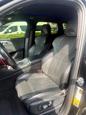 2023 BMW XM — миниатюра 8