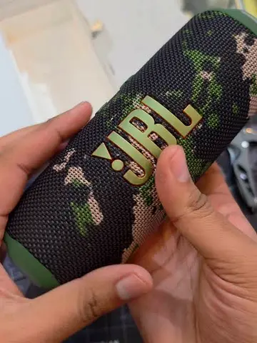 JBL Flip 6 Portable Bluetooth Speaker (Squad Green) for sale
