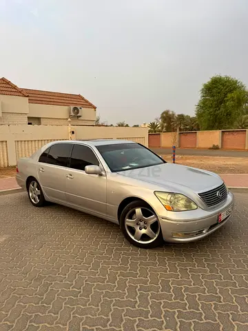 Lexus LS 430 2006 1/2 Ultra American Specs