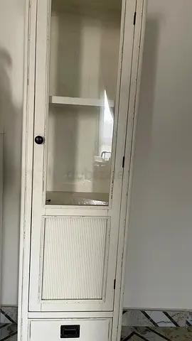 White Wooden Display Cabinet – Glass Doors