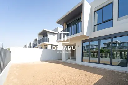 Corner End 4BR + Maid Townhouse | Biggest Plot