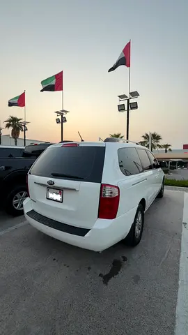 2013 KIA CARNIVAL — миниатюра 2