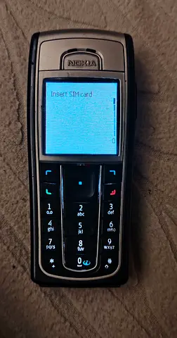 Nokia classic slider phone - working display, needs SIM