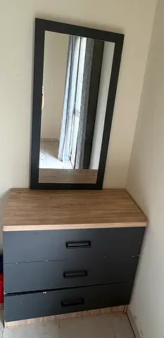 Dressing table