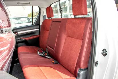 2026 Toyota HILUX — миниатюра 9