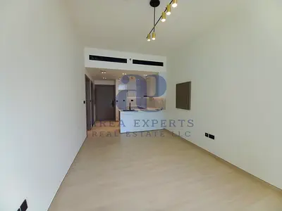 HIGH-FLOOR 1BR | BALCONY | POOL VIEW