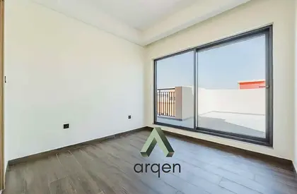 Brand New | 3 min walk to Lagoon | Spacious Layout