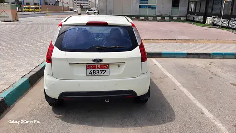 2011 FORD FIGO 照片 5
