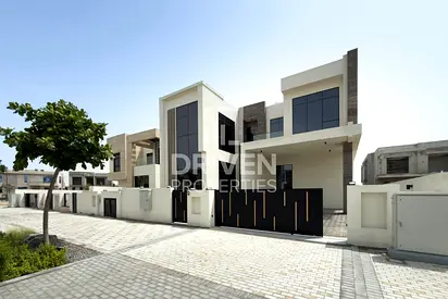 5BR Exclusive Luxury Community | Ready to Move In
