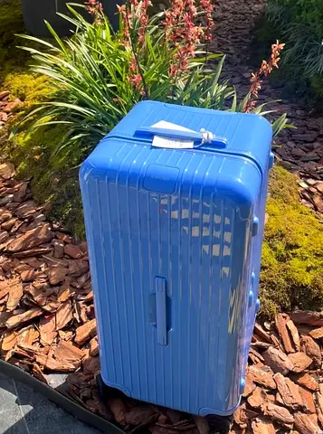 New Rimowa essential trunk plus luggage