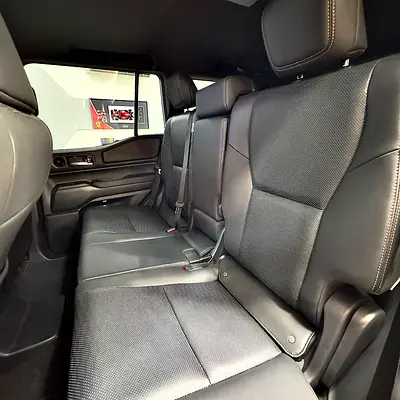 2025 Toyota PRADO 照片 10