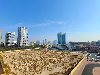 Ready To Move 2BHK || With Balcony || Near To Metro ||