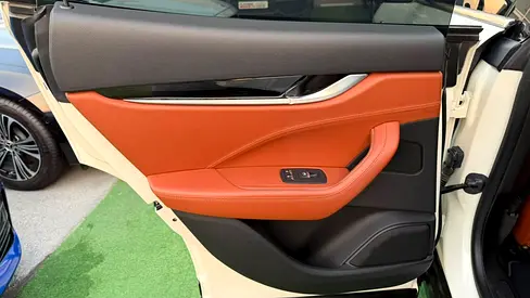 2019 Maserati LEVANTE photo 14