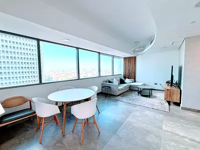 Furnished Upgraded | 2 bed Simplex