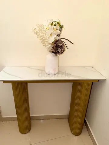 Small Marble-Top Console Table with Gold Ribbed Legs