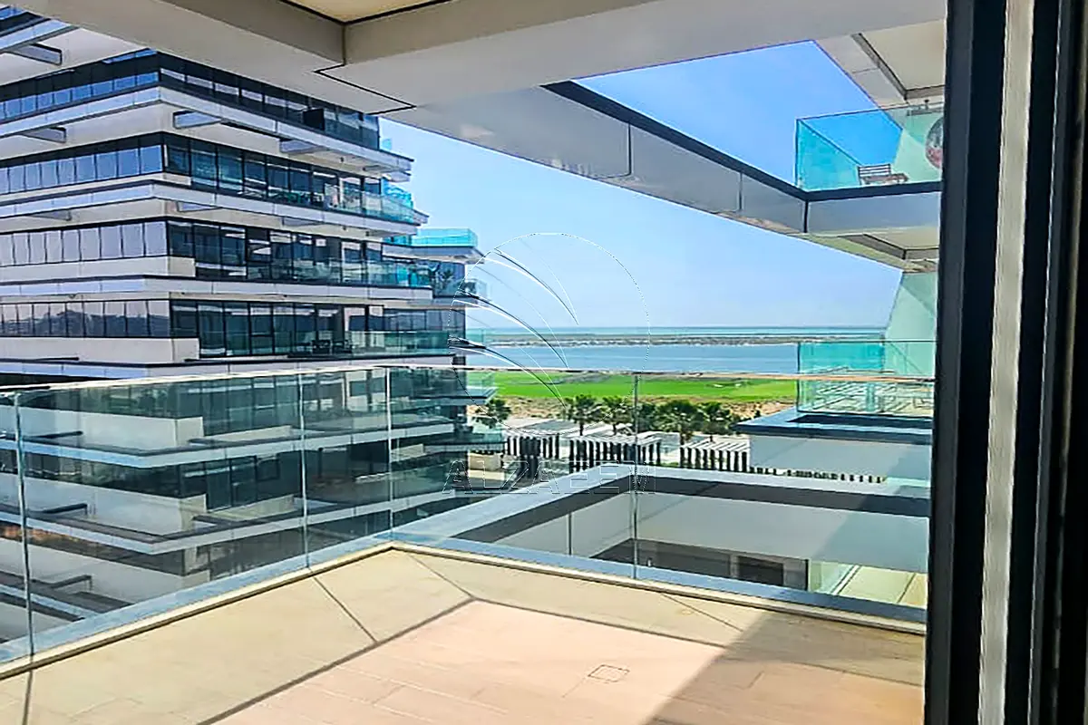 VACANT! | Partial Sea and golf view | Big Balcony