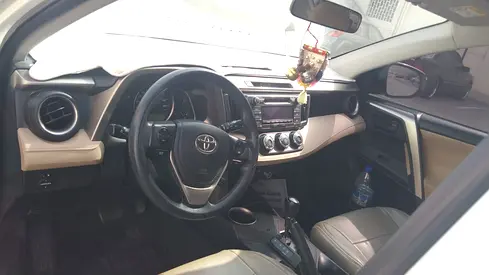 صورة 5 لـ 2015 Toyota RAV 4