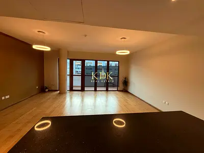 شقة حديثة بغرفتي نوم | Xanadu Residence 2 | شرفة وإطلالة على المدينة