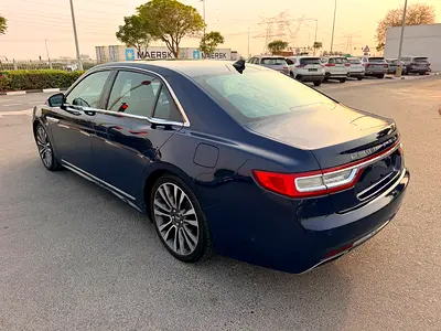 صورة 8 لـ 2018 Lincoln CONTINENTAL