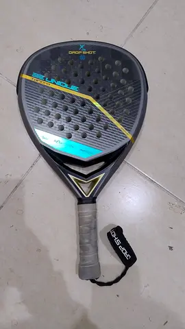 Urgent Sale of Siux trilogy 5 and Dropshot Tacoma Padel Racket