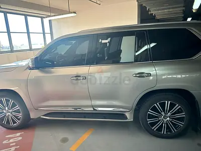 Pristine 2020 Lexus LX 570 Base | GCC Specs | Low Mileage