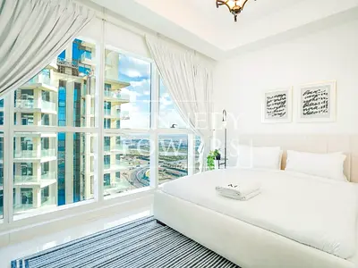 August Offer | Canal View | Nearby Metro