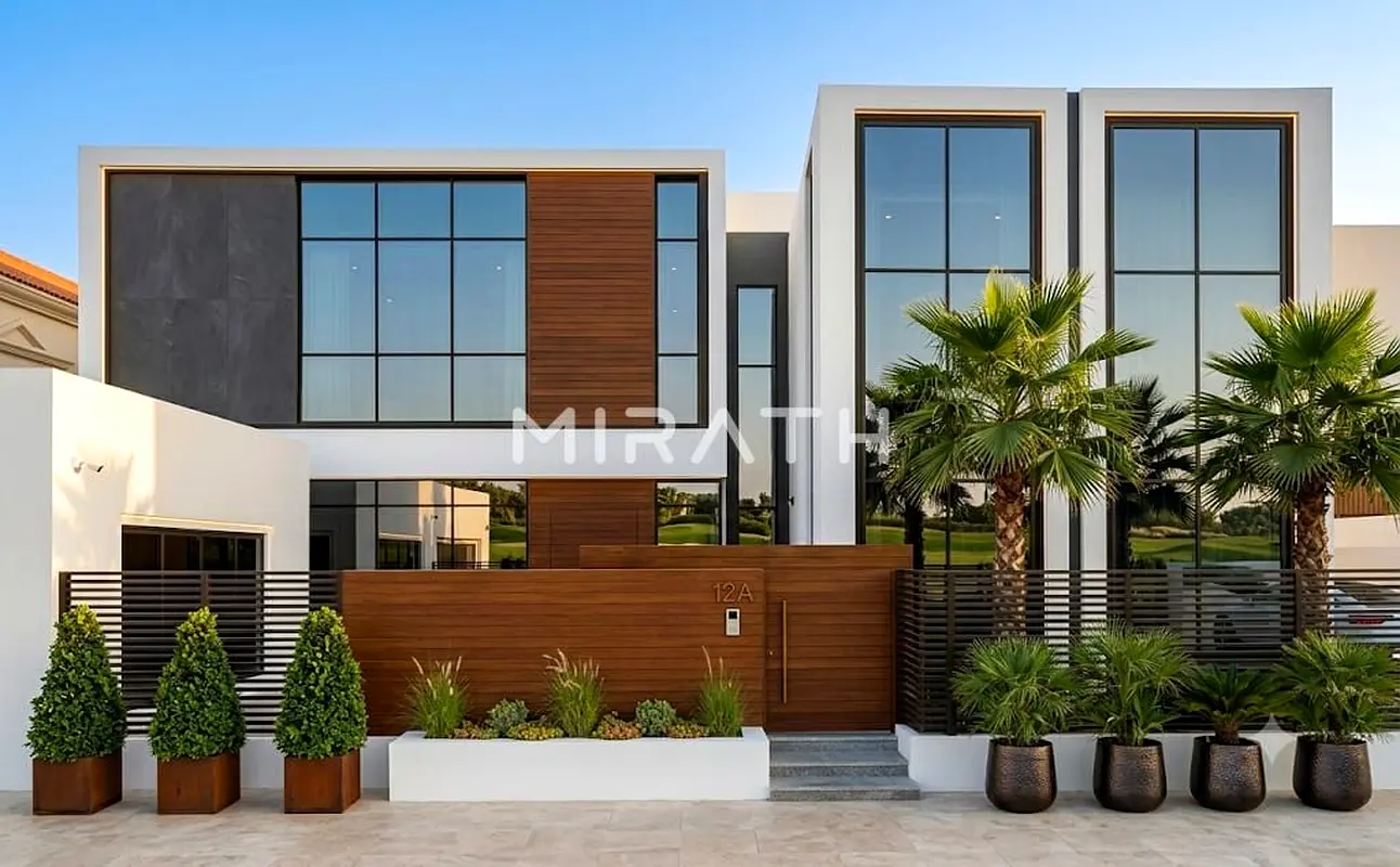 LUXURY LIVING IN A SERENE MODERN VILLA