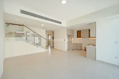 Well Priced | End Corner | Ready to move in