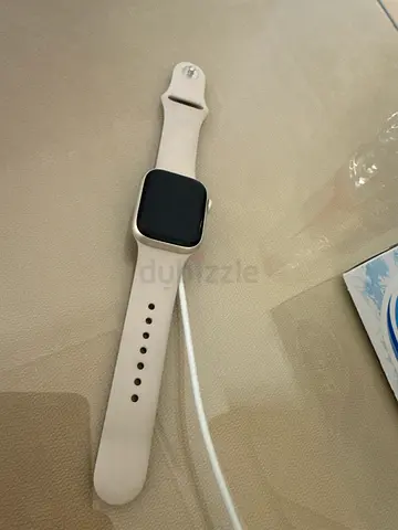 Apple Watch-style Smartwatch with White Band - Good Condition